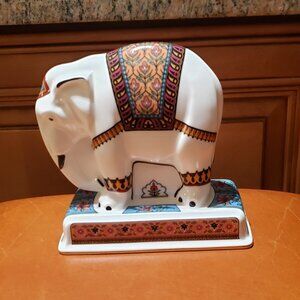 Wedgwood Noah's Ark Collection Elephant Figurine - Vintage 1993